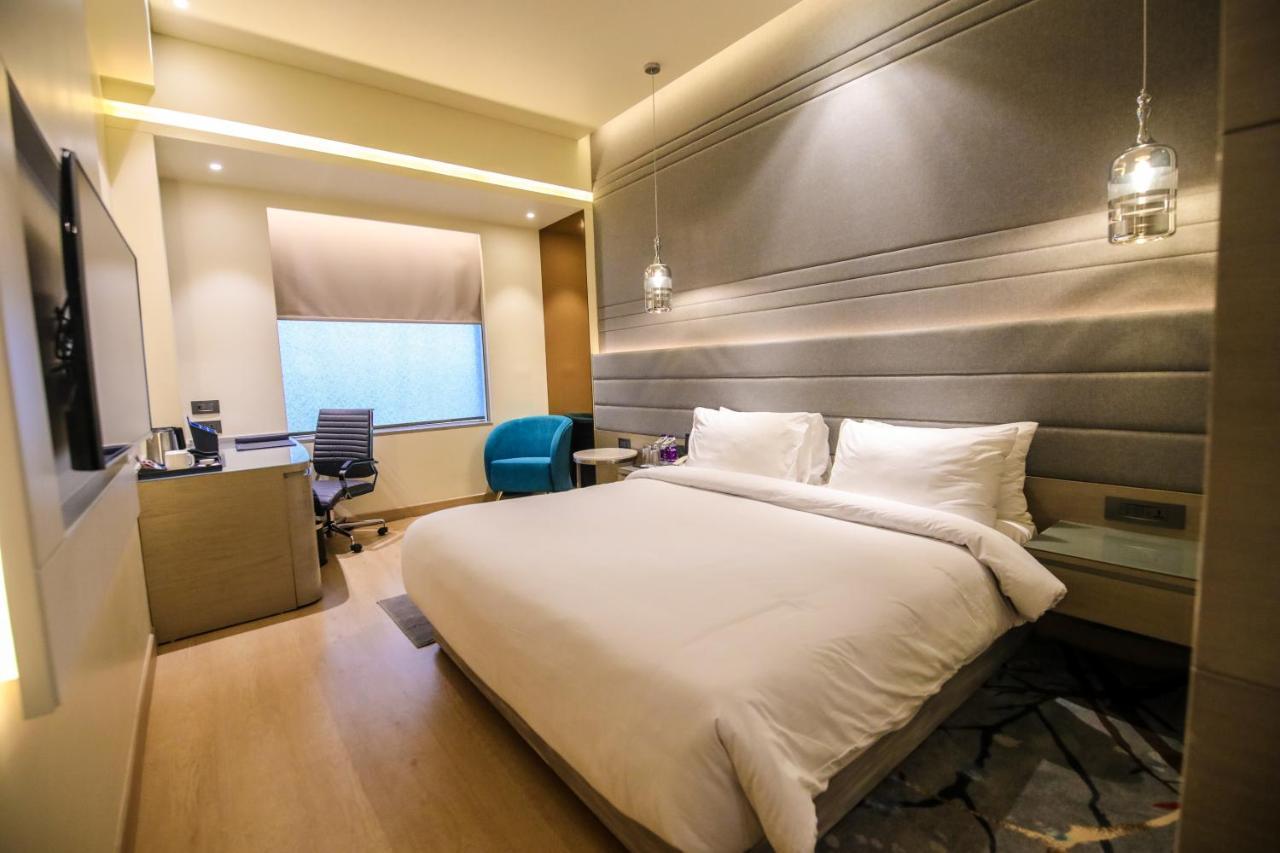 Hotel Radisson Blu Towers Kaushambi Delhi Ncr Ghaziabad Zewnętrze zdjęcie Deluxe Room
