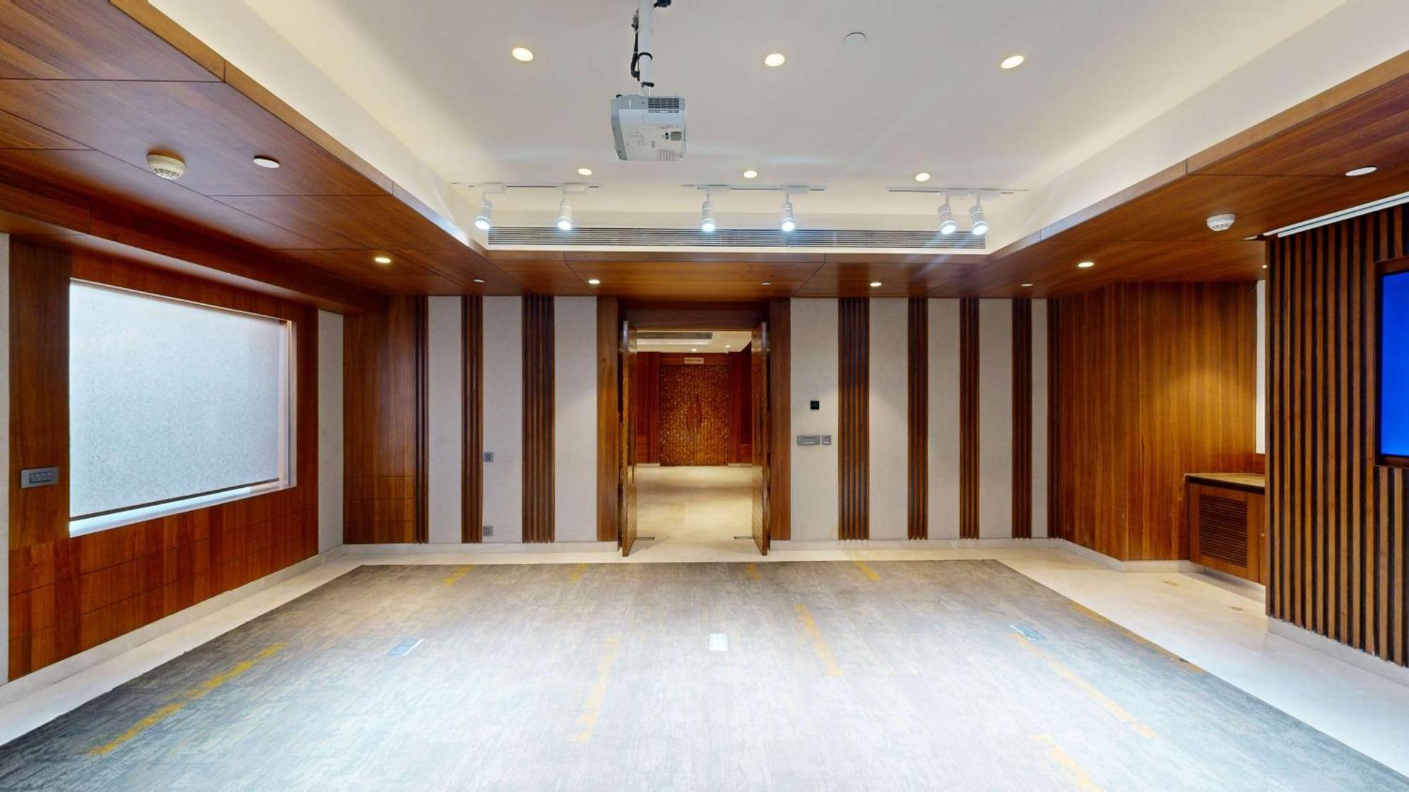 Hotel Radisson Blu Towers Kaushambi Delhi Ncr Ghaziabad Zewnętrze zdjęcie The interior of the library