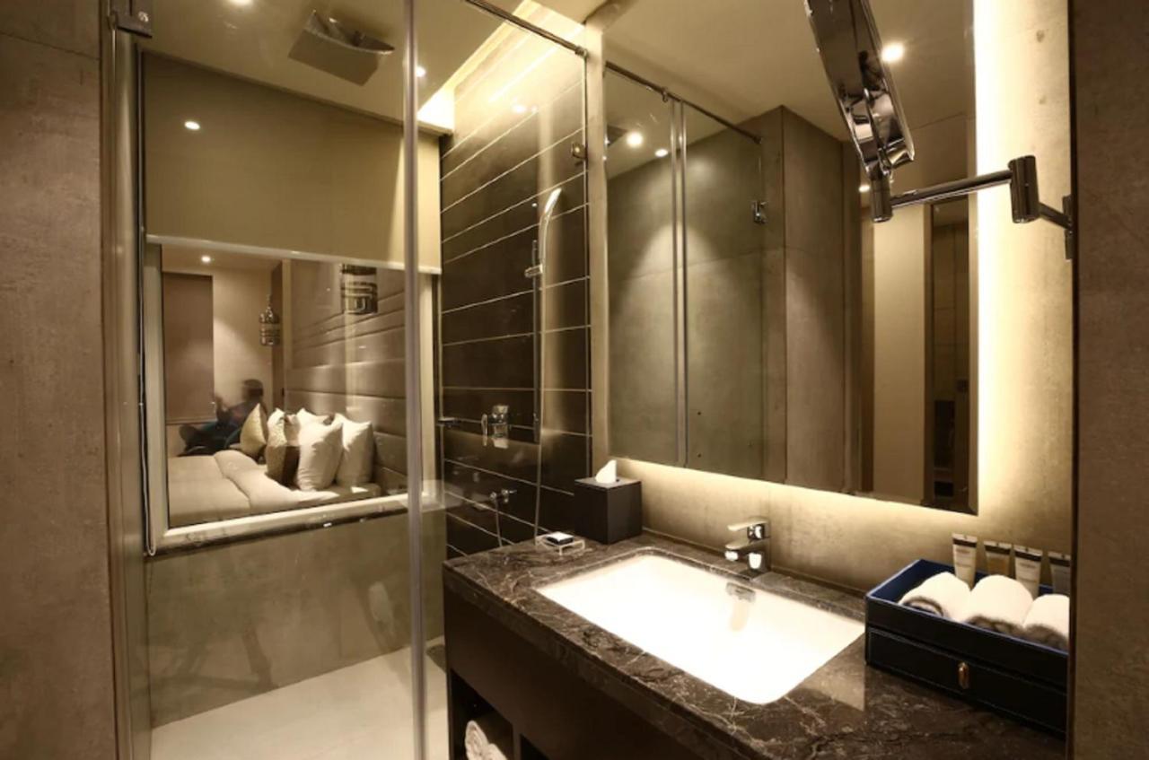 Hotel Radisson Blu Towers Kaushambi Delhi Ncr Ghaziabad Zewnętrze zdjęcie Bathroom
